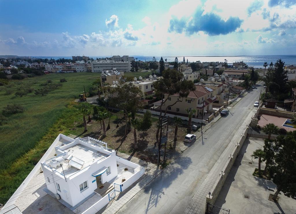 Alcyone Beach House Вороклини Экстерьер фото