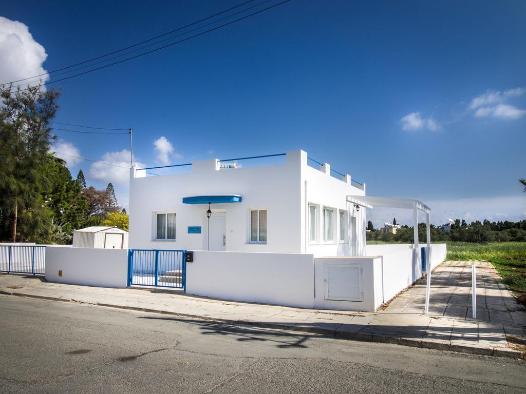 Alcyone Beach House Вороклини Экстерьер фото