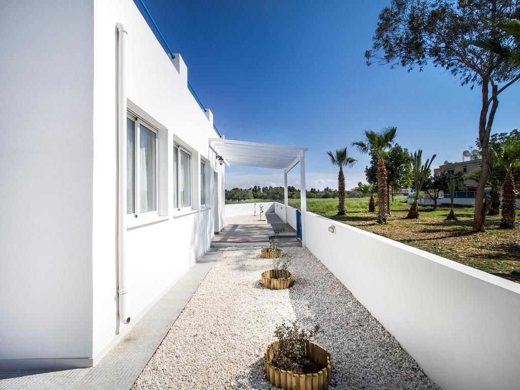 Alcyone Beach House Вороклини Экстерьер фото